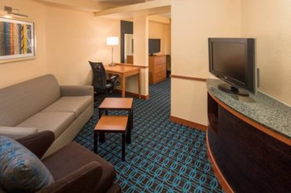 Fairfield Inn And Suites By Marriott Portland North 9