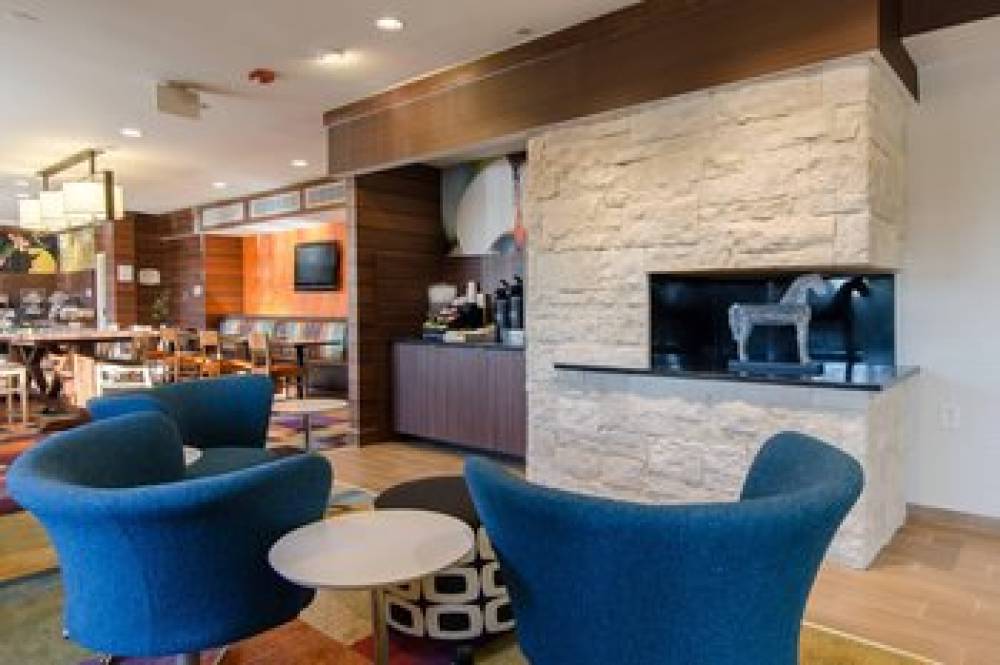 Fairfield Inn And Suites By Marriott Potomac Mills Woodbridge 1