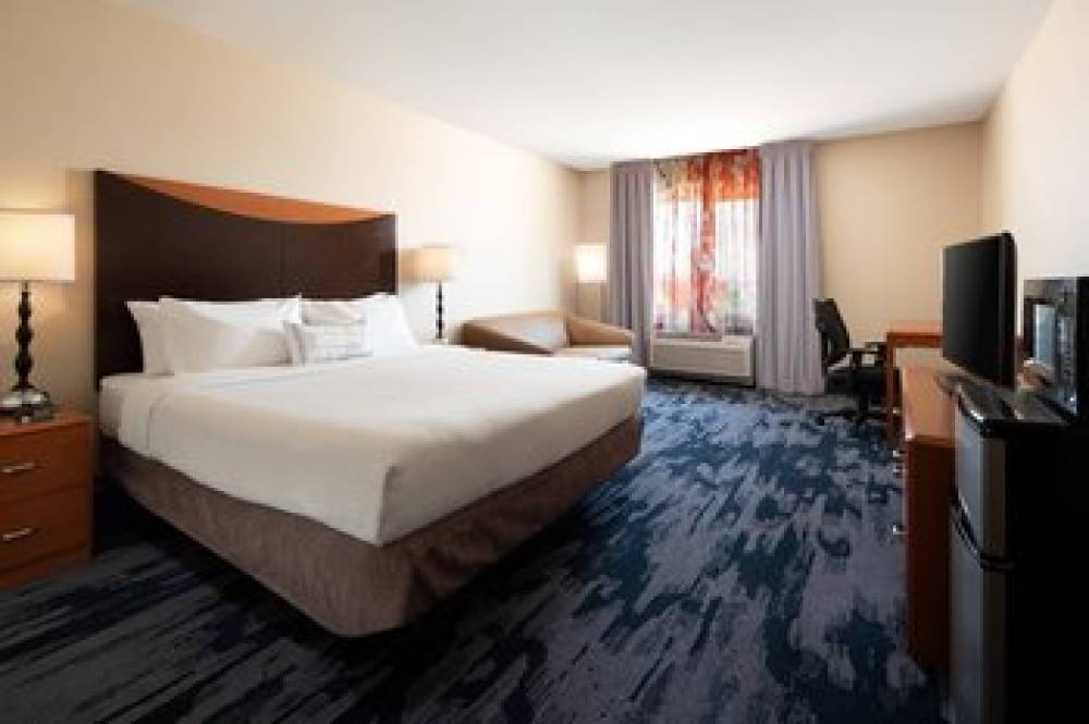 Fairfield Inn And Suites By Marriott Redding 7