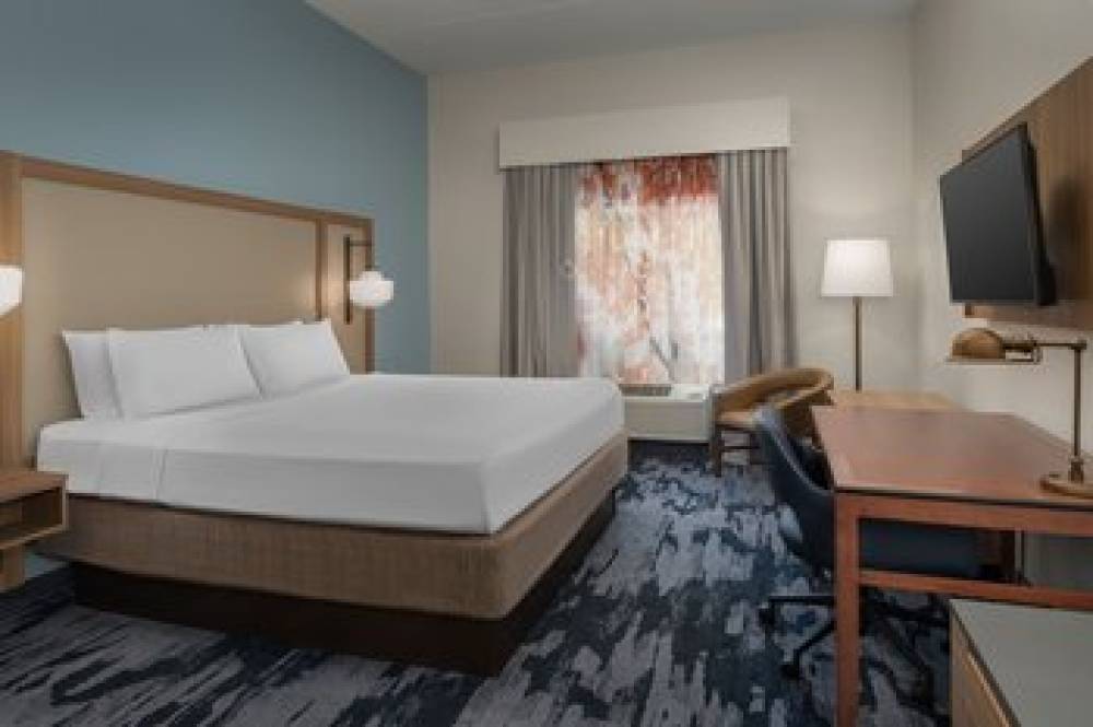 Fairfield Inn And Suites By Marriott Roanoke Hollins I-81 9