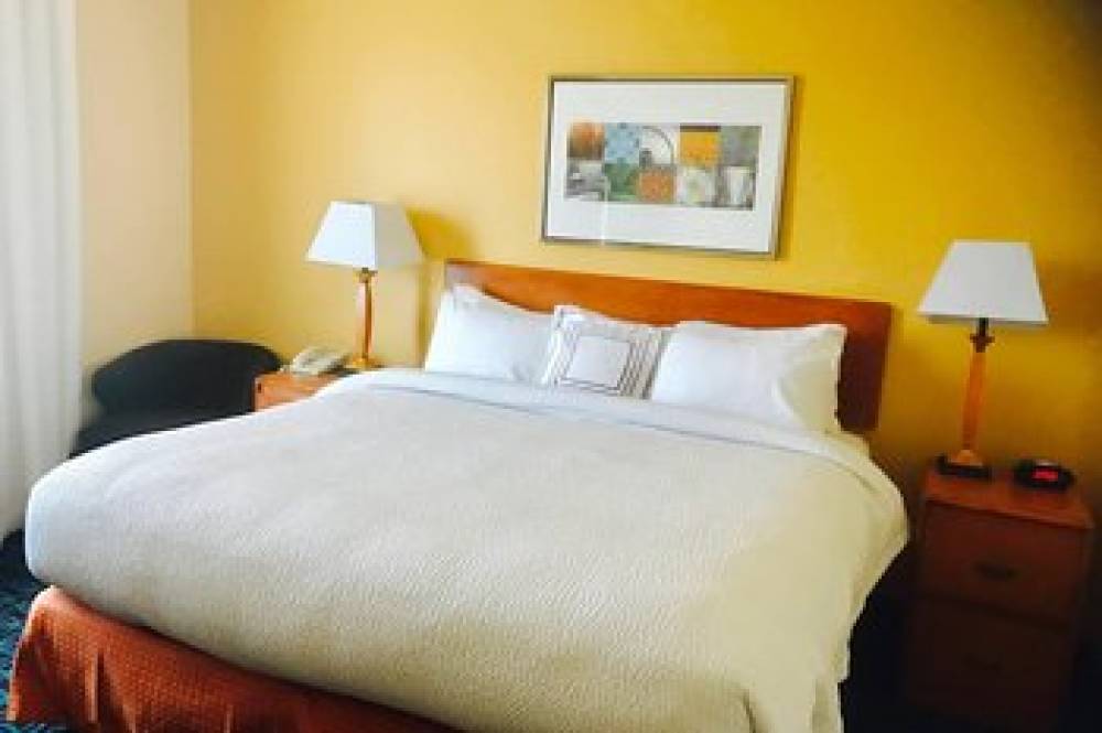 Fairfield Inn And Suites By Marriott Sacramento Airport Natomas 3