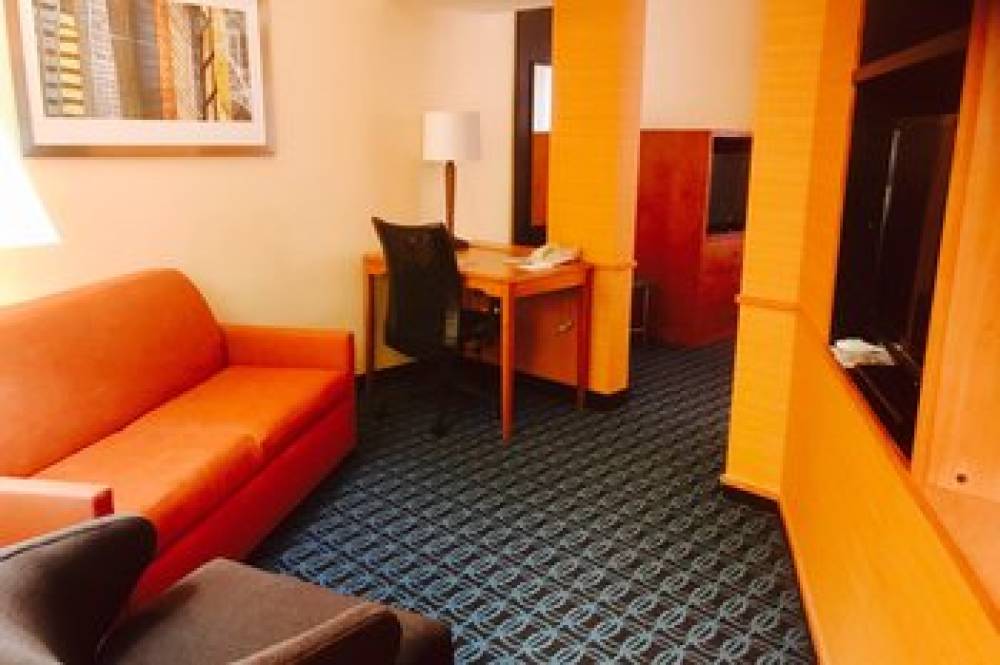 Fairfield Inn And Suites By Marriott Sacramento Airport Natomas 4