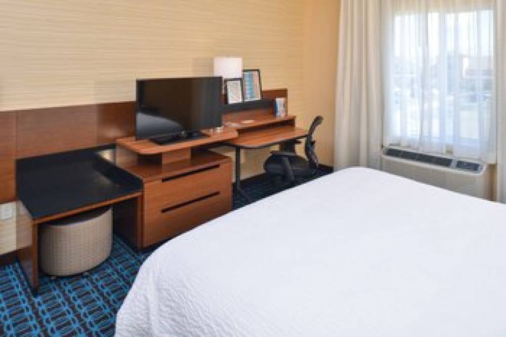 Fairfield Inn And Suites By Marriott Sacramento Airport Woodland 8