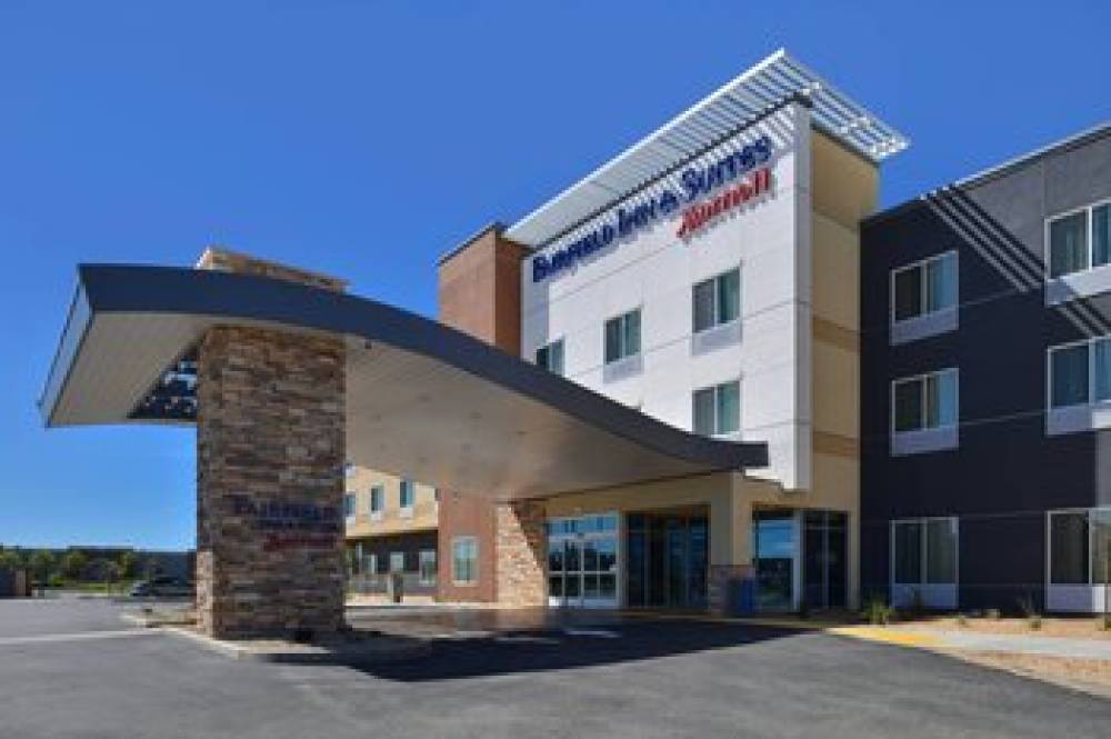 Fairfield Inn And Suites By Marriott Sacramento Airport Woodland 3