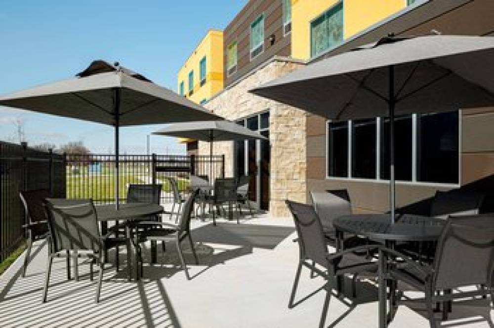 Fairfield Inn And Suites By Marriott Salina