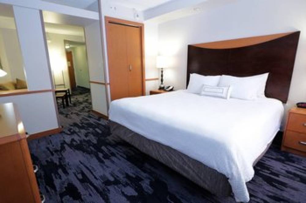 Fairfield Inn And Suites By Marriott San Antonio Alamo Plaza Conv Center 10