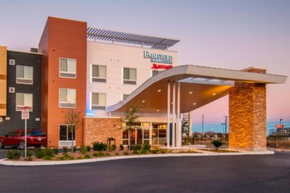 Fairfield Inn And Suites By Marriott San Antonio Brooks City Base
