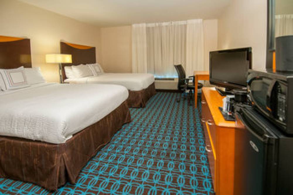 Fairfield Inn And Suites By Marriott San Antonio North-Stone Oak 7