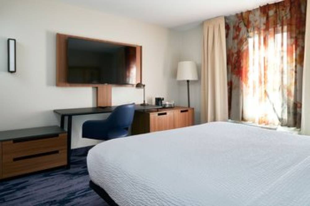 Fairfield Inn And Suites By Marriott San Bernardino 8