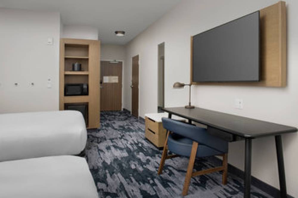 Fairfield Inn And Suites By Marriott Santa Rosa Rohnert Park 6