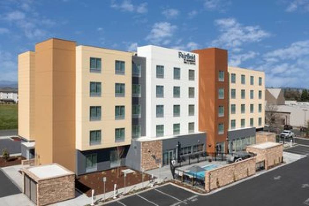 Fairfield Inn And Suites By Marriott Santa Rosa Rohnert Park 2