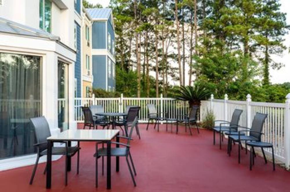 Fairfield Inn And Suites By Marriott Savannah Airport 7