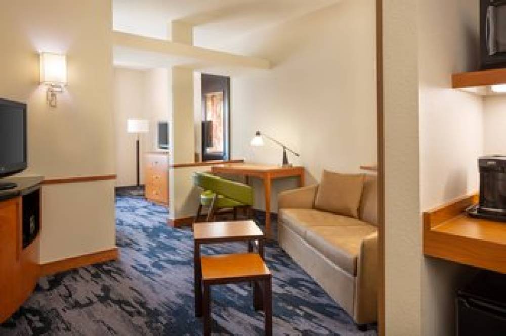 Fairfield Inn And Suites By Marriott Selma Kingsburg 7