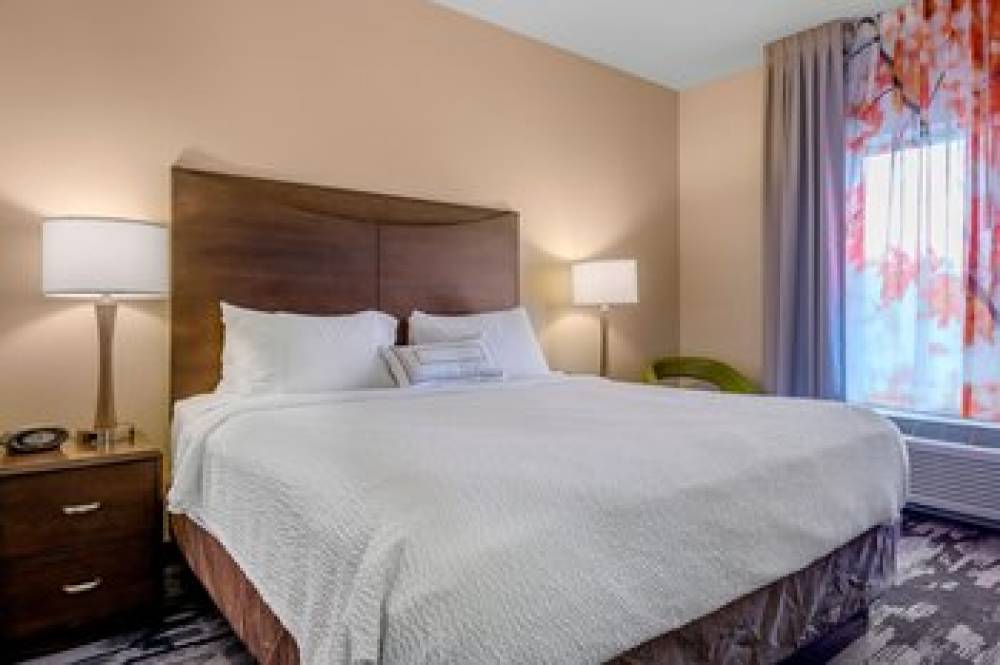 Fairfield Inn And Suites By Marriott Slippery Rock 8