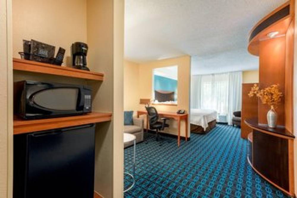 Fairfield Inn And Suites By Marriott Stevens Point 10