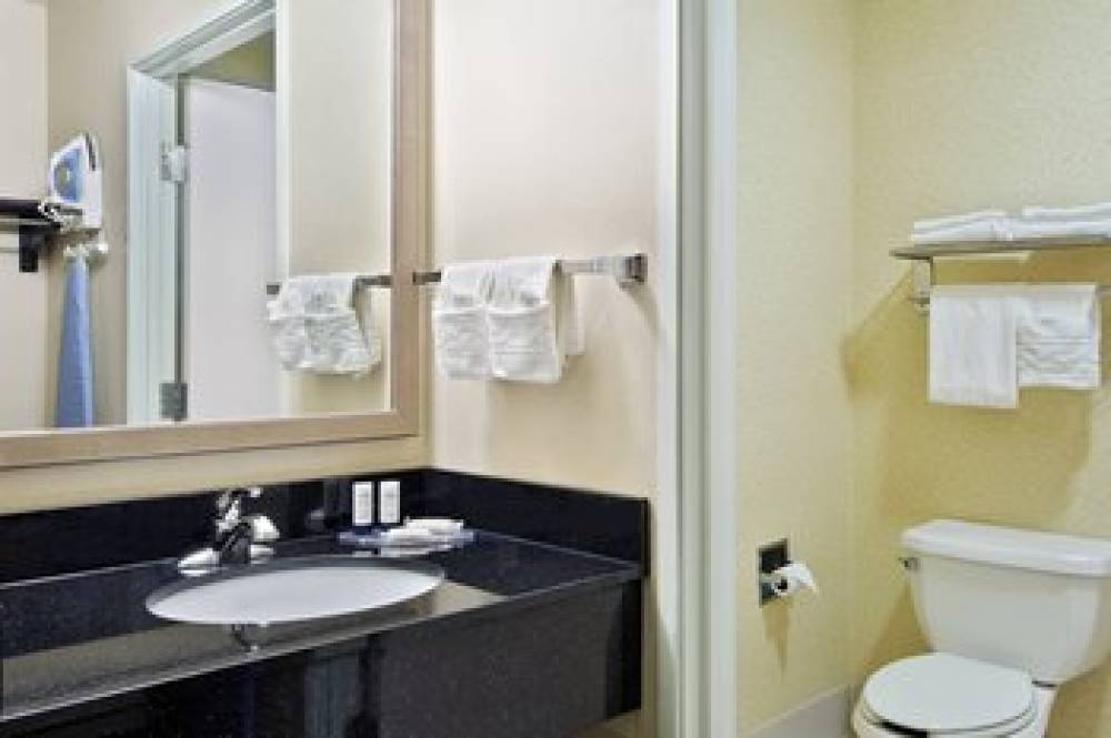 Fairfield Inn And Suites By Marriott Tampa Brandon 10