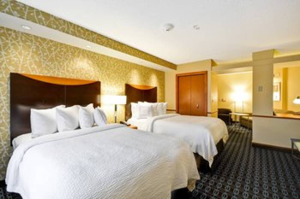 Fairfield Inn And Suites By Marriott Tampa Fairgrounds Casino 7