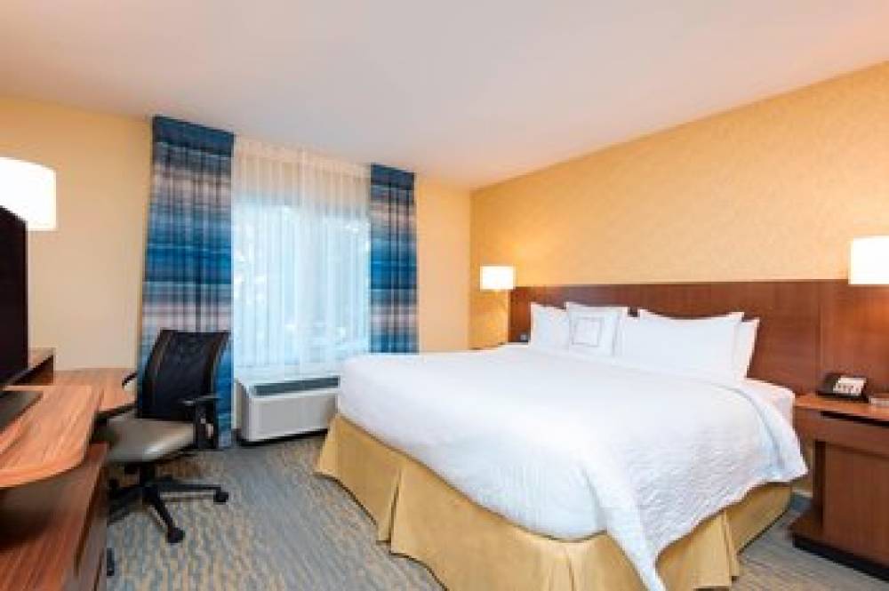 Fairfield Inn And Suites By Marriott Tampa Westshore Airport 7