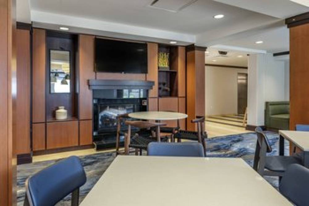 Fairfield Inn And Suites By Marriott Texarkana 5