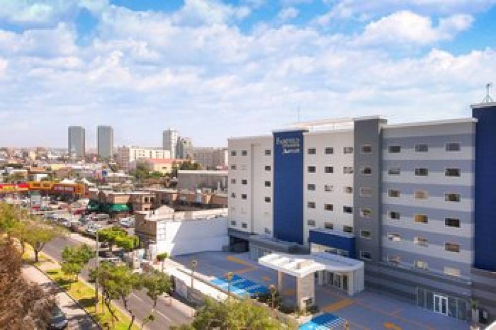 Fairfield Inn And Suites By Marriott Tijuana 2