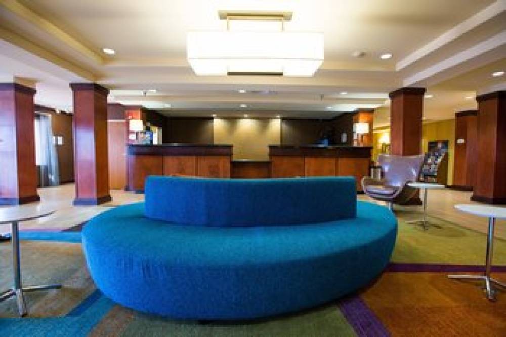 Fairfield Inn And Suites By Marriott Toledo North 2