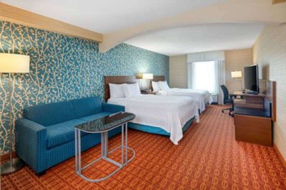 Fairfield Inn And Suites By Marriott Toronto Airport 6