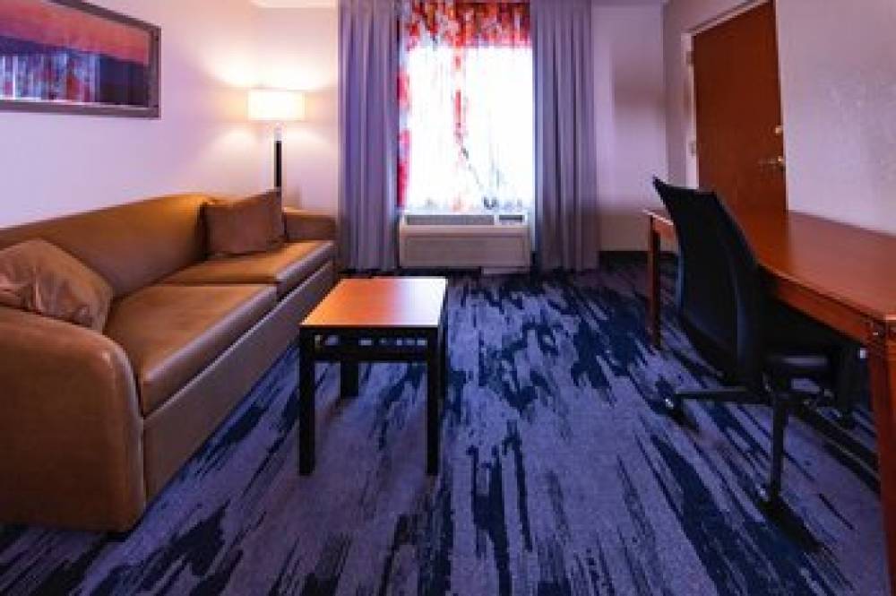 Fairfield Inn And Suites By Marriott Valdosta 9