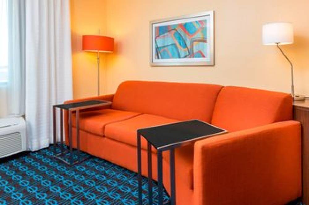 Fairfield Inn And Suites By Marriott Victoria 10