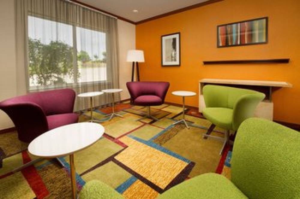 Fairfield Inn And Suites By Marriott Waco North 3