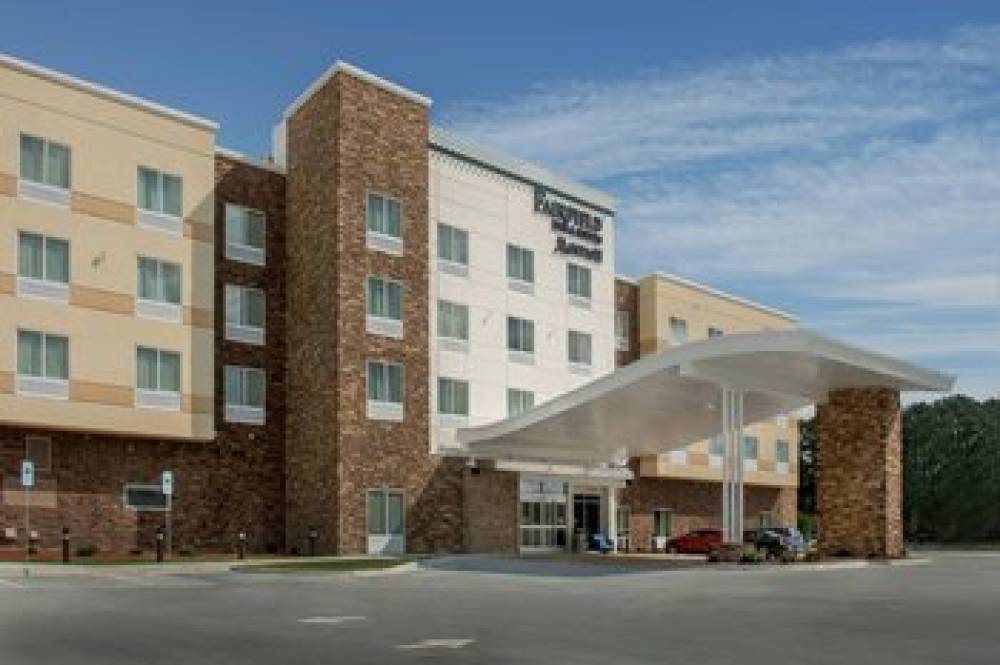 Fairfield Inn And Suites By Marriott Washington 2