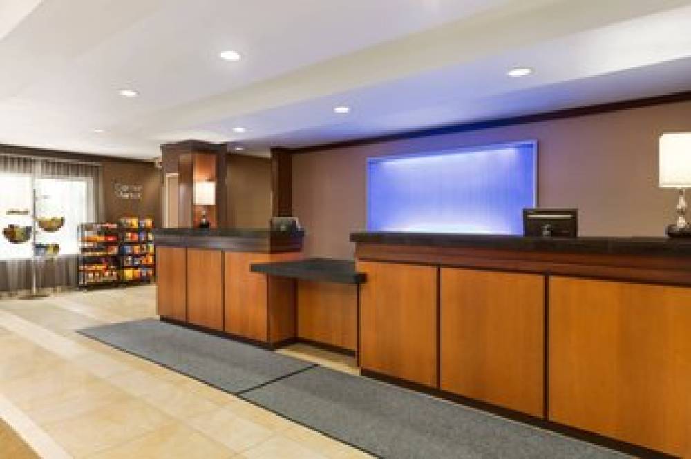 Fairfield Inn And Suites By Marriott Weirton 2