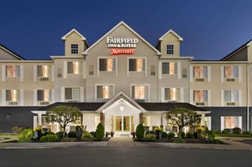Fairfield Inn And Suites By Marriott Wheeling St Clairsville Oh