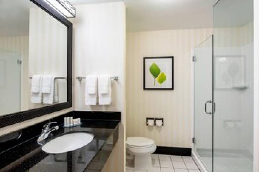 Fairfield Inn And Suites By Marriott Winnipeg 10