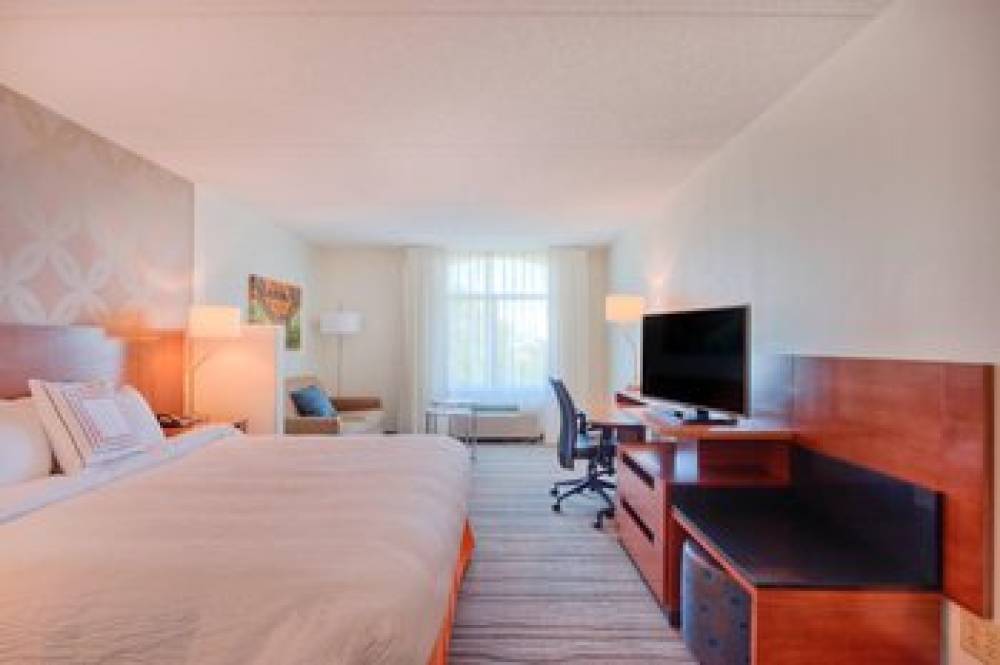 Fairfield Inn And Suites By Marriott Winston-Salem Downtown 9