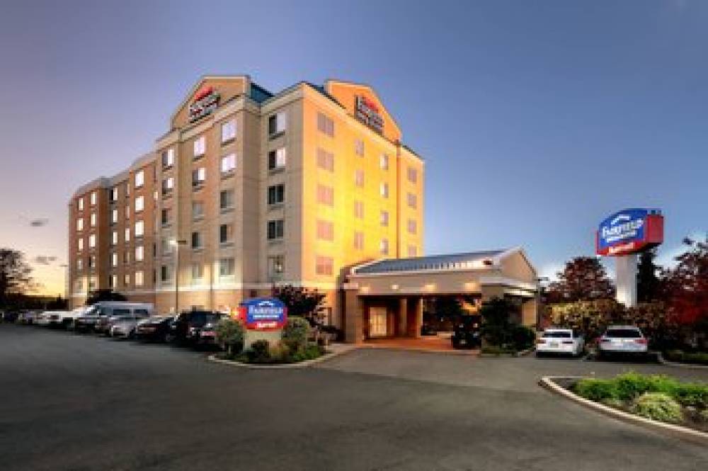 Fairfield Inn And Suites By Marriott Woodbridge