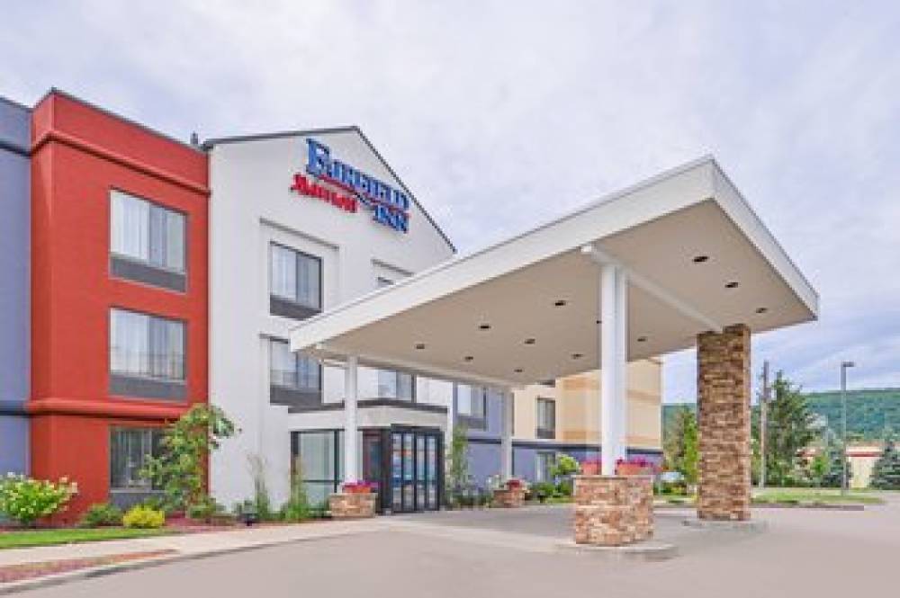 Fairfield Inn By Mariott Corning Riverside