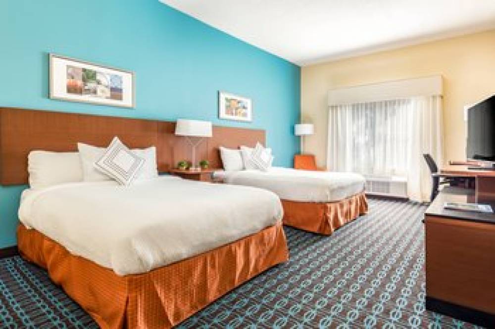 Fairfield Inn By Marriott Charlotte Northlake 3