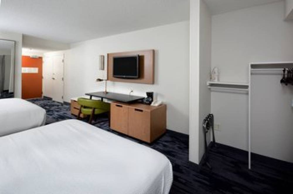 Fairfield Inn By Marriott Greensboro Airport 10