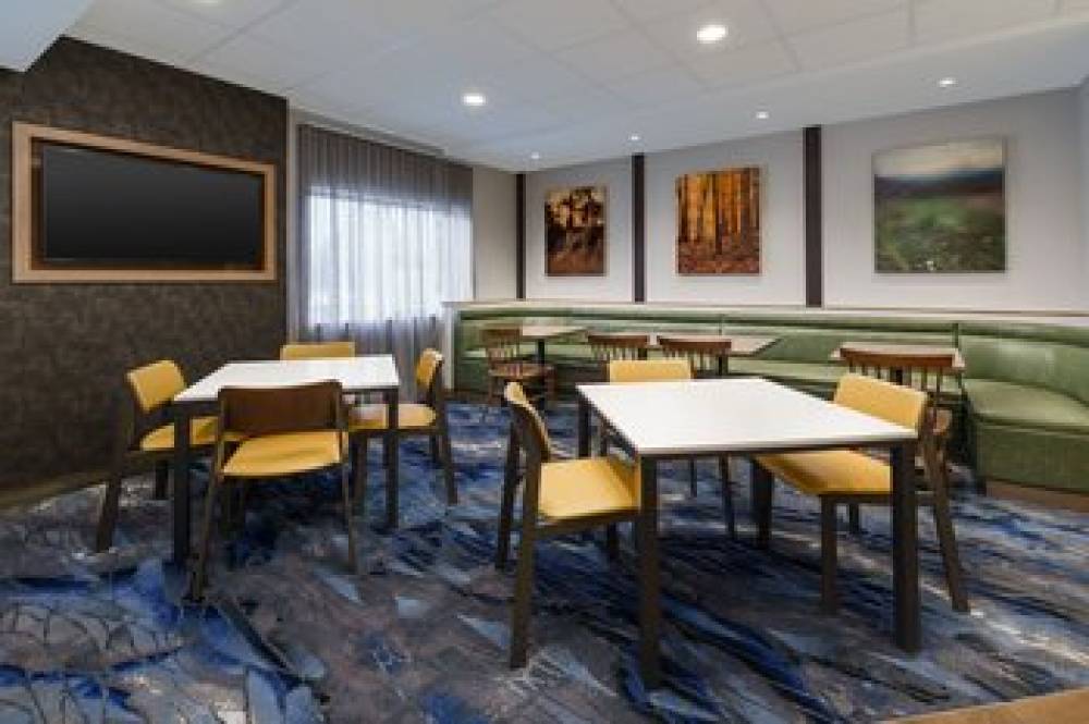 Fairfield Inn By Marriott Joliet South 7