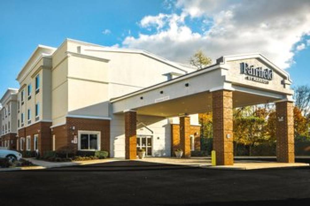 Fairfield Inn By Marriott Medford Long Island 2