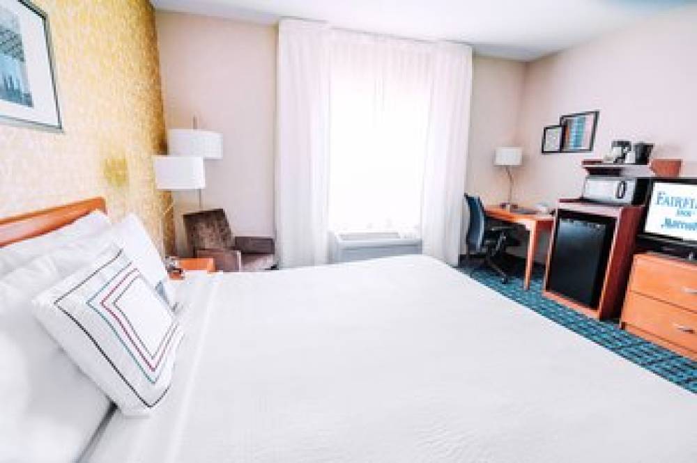 Fairfield Inn By Marriott Medford Long Island 8