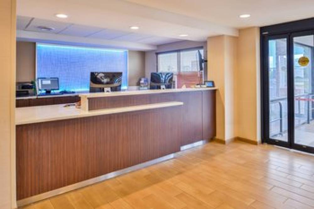 Fairfield Inn By Marriott Rochester Airport