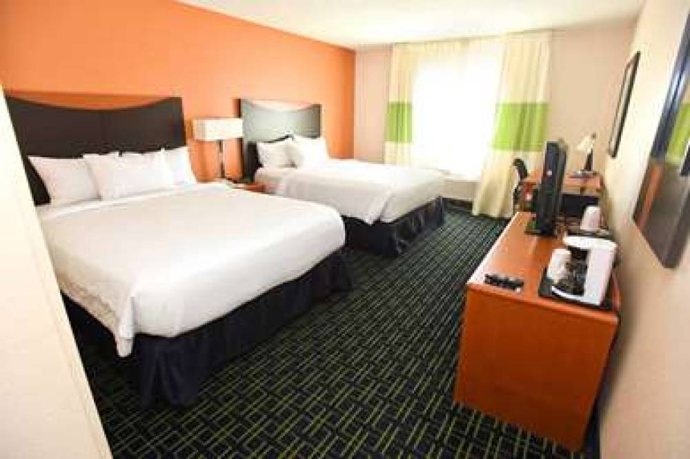 Fairfield Inn By Marriott Topeka 4