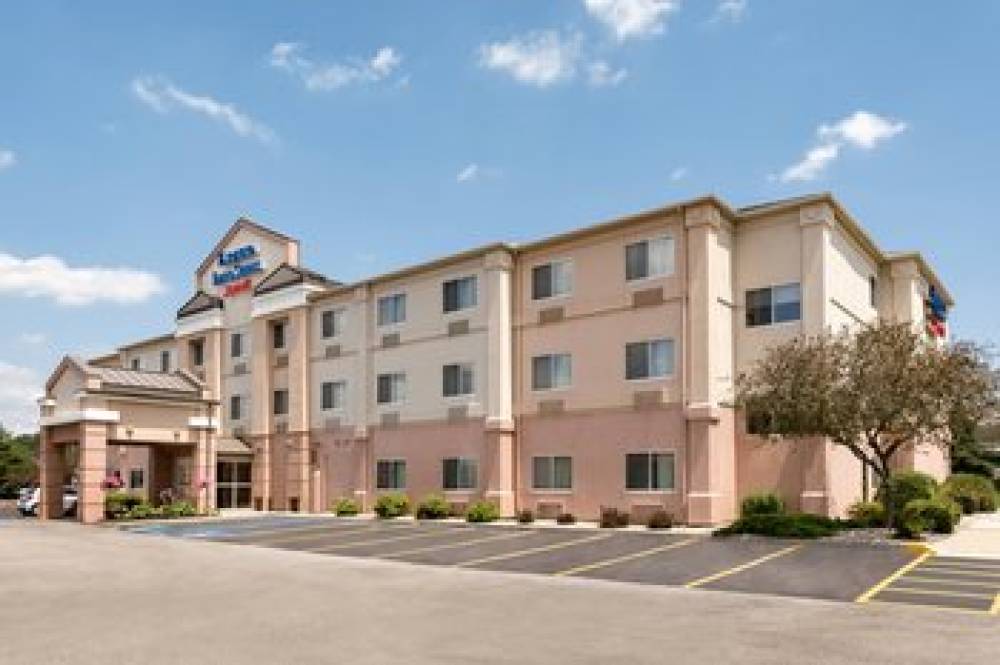 Fairfield Inn & Suites By Marriott Toledo Maumee 2