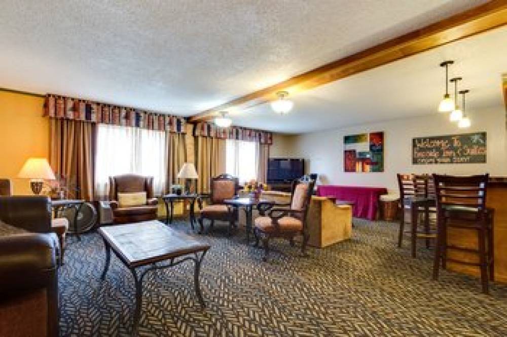 FIRESIDE INN AND SUITES 6