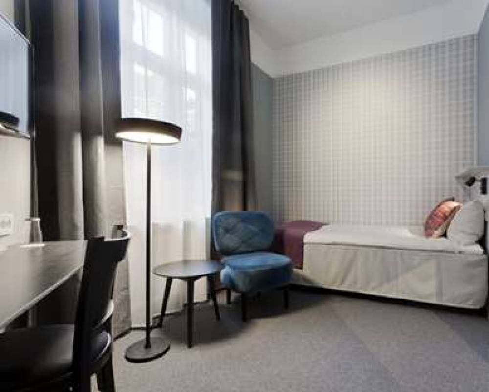 FIRST HOTEL OREBRO 4