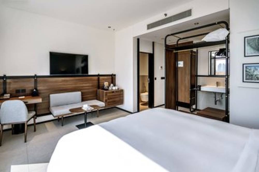 FORM Hotel Al Jadaf Dubai A Member Of Design Hotels 8