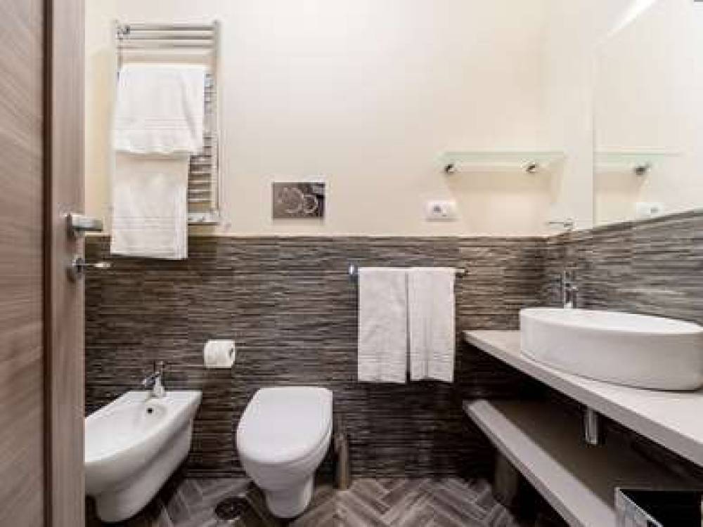 FORO ROMANO LUXURY SUITES 8