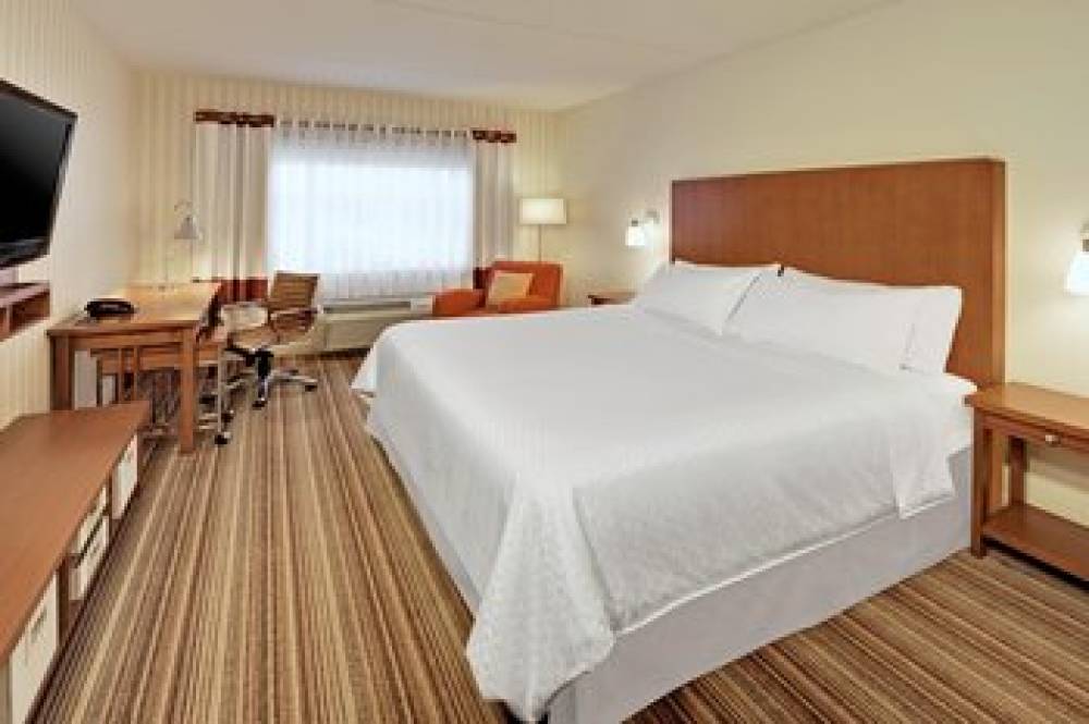 Four Points By Sheraton Cambridge Kitchener Ontario 4