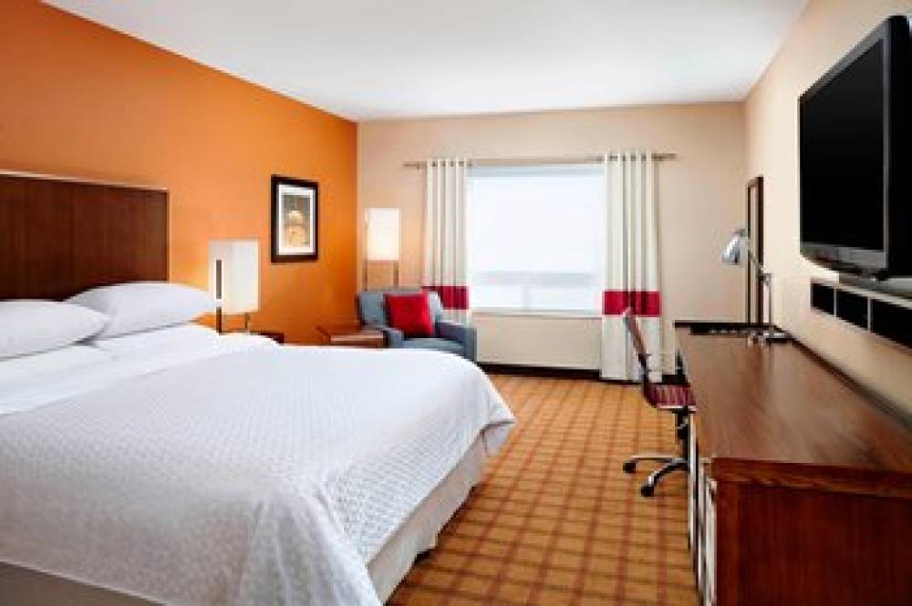 Four Points By Sheraton Edmonton Gateway 4